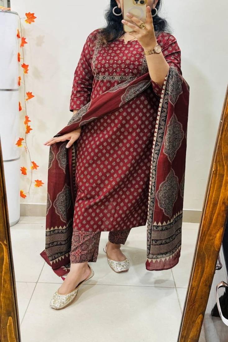Floral printed round neck pure cotton kurta trouser & dupatta set