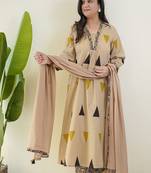 Floral printed v neck pure cotton kurta trouser & dupatta set