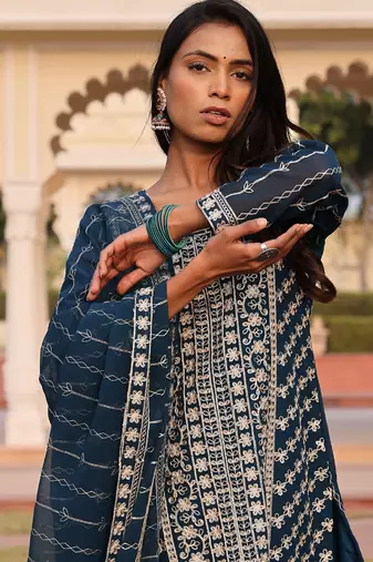 rama georgette thread embroidery chain stitch salwar suit