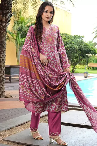 maroon printed kurta set with dupatta