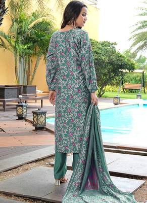 teal green printed kurta set with dupatta 4