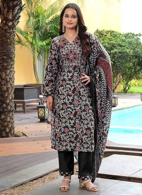 black printed kurta set with dupatta 1