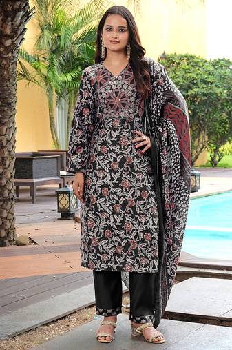 black printed kurta set with dupatta