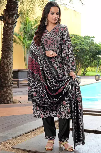 black printed kurta set with dupatta