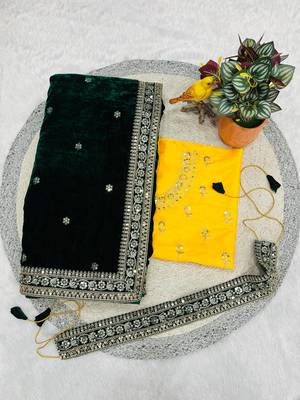 emerald green velvet bridal saree with blouse 5