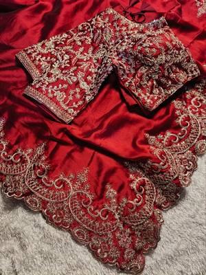 red silk blend saree with gold thread embroidery 3