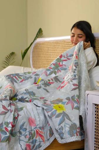 ash grey ultrasonic quilted microfiber ac single bed comforter