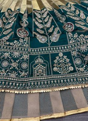 mulmul silk festive lehenga with velvet blouse and organza dupatta 4