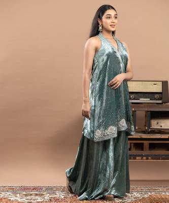blue tissue sharara set with elegant embroidery 3
