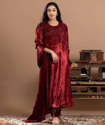 maroon velvet embroidered anarkali suit with dupatta 2