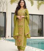 parrot green chinnon kurta pant with zari embroidered dupatta