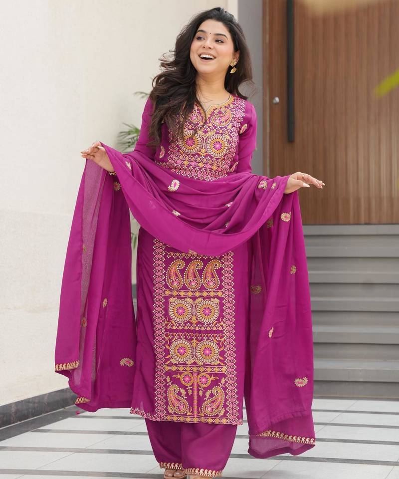 magenta chinnon kurta pant with zari embroidered dupatta