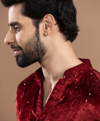 maroon velvet kurta pajama with embroidered work 5