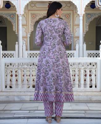 brown cotton kurta set with printed work & dupatta 3