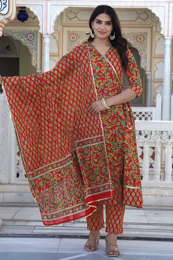 red cotton kurta set with printed work & dupatta