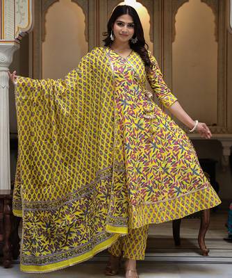 yellow cotton kurta set with printed work & dupatta 4