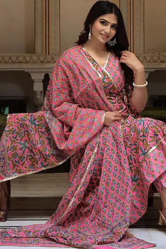pink cotton kurta pant set with printed work