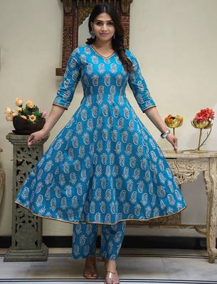 sky blue cotton kurta set with printed work 4