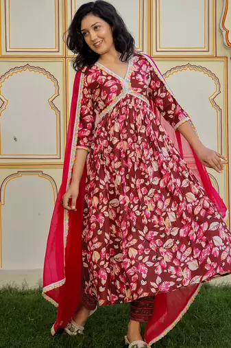 maroon cotton kurta set with printed work & dupatta