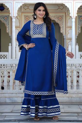 Teal-blue embroidered crepe kurta pant with dupatta