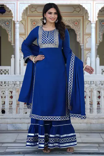 Teal-blue embroidered crepe kurta pant with dupatta
