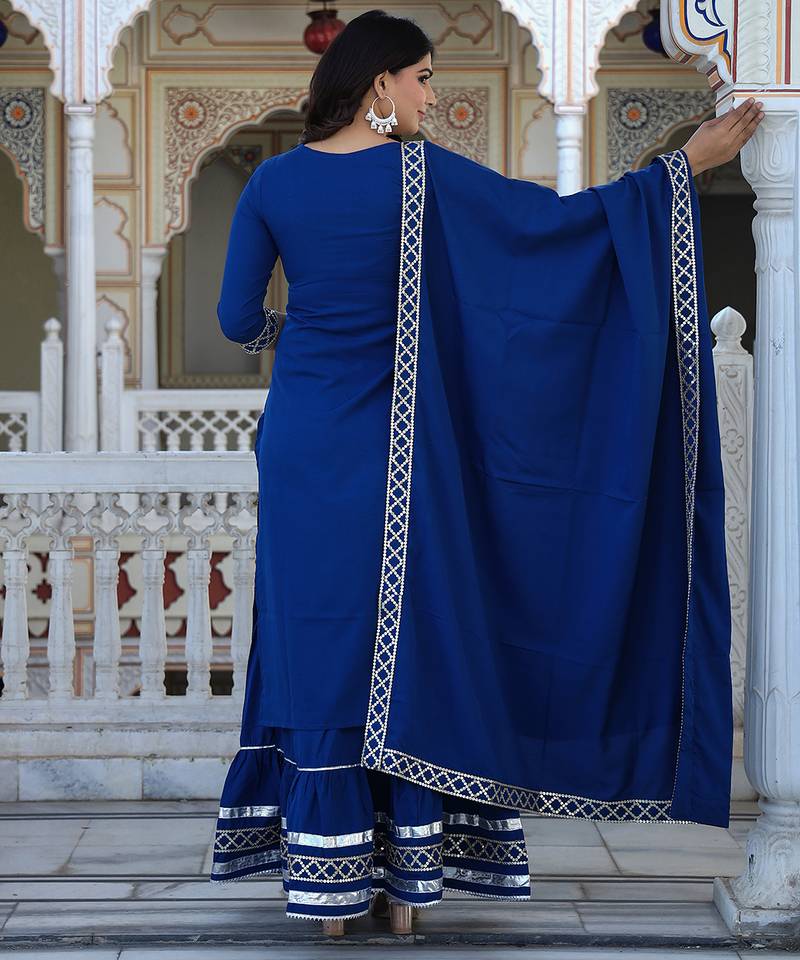 Teal-blue embroidered crepe kurta pant with dupatta
