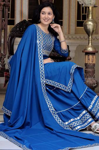Blue embroidered crepe kurta pant with dupatta
