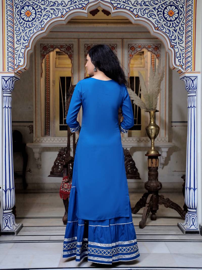 Blue embroidered crepe kurta pant with dupatta
