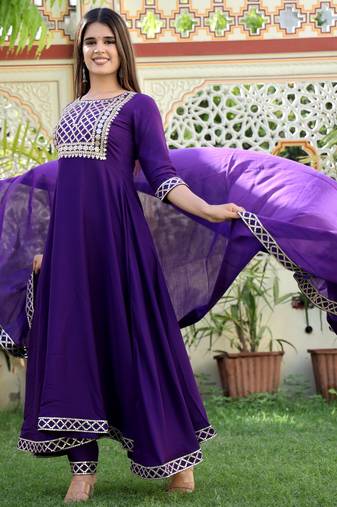 Purple embroidered viscose rayon kurta pant with dupatta