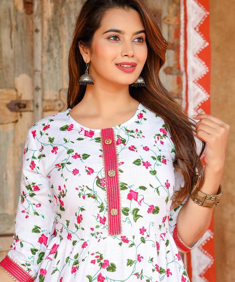 White embroidered cotton kurta pant with dupatta