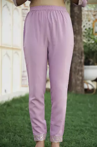 pink crepe kurta pant set with embroidery