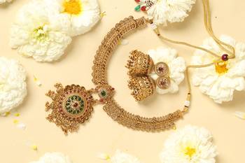 gold plated necklace set with jhumkas 3