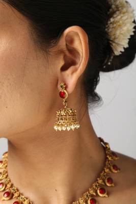 gold plated necklace set with matching earrings 3