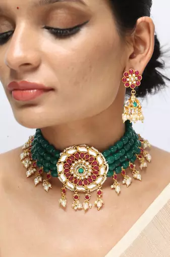 gold plated beaded choker set with floral pendant