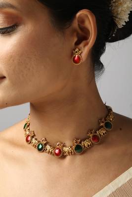 gold plated necklace set with elephant & ruby stones 5