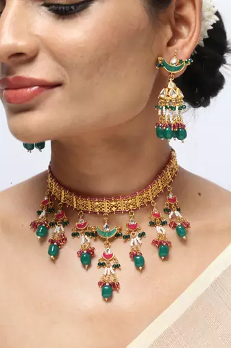 statement choker with green beads