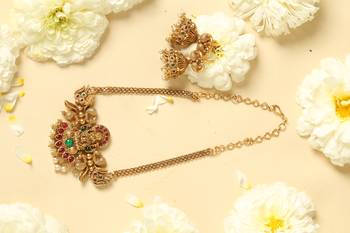 gold plated temple necklace set with lakshmi work 5