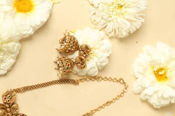 gold plated temple necklace set with lakshmi work 6