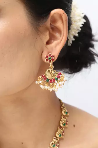 gold plated necklace set with temple jewellery work
