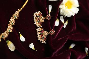 gold plated necklace set with temple jewellery work 5