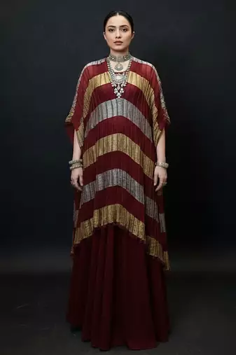 Multicolor embroidered tissue kaftan