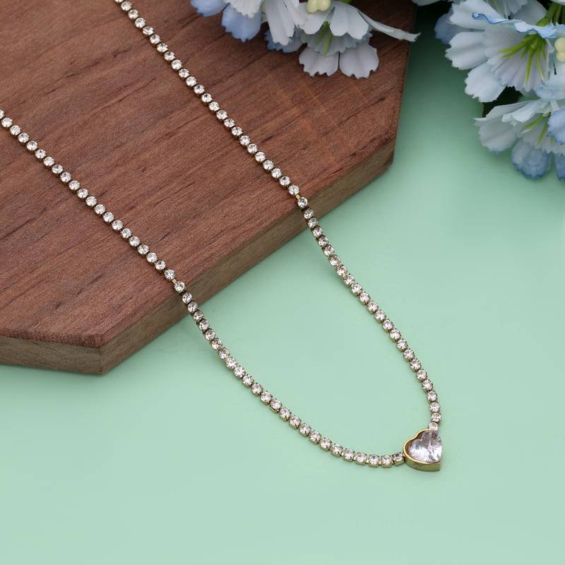 White color stainless steel anti tarnish necklace