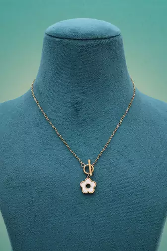 White color stainless steel anti tarnish necklace