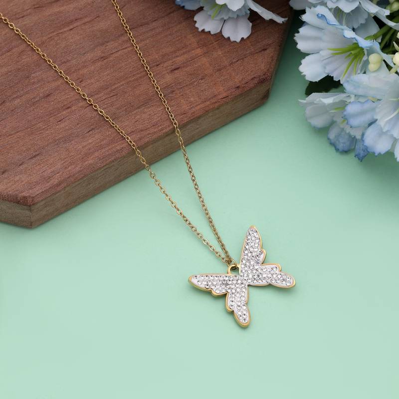 White color stainless steel anti tarnish necklace