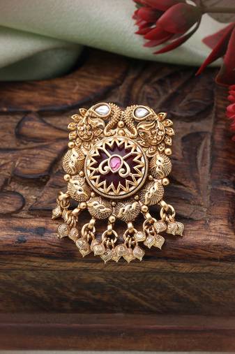 Red color matte gold rings