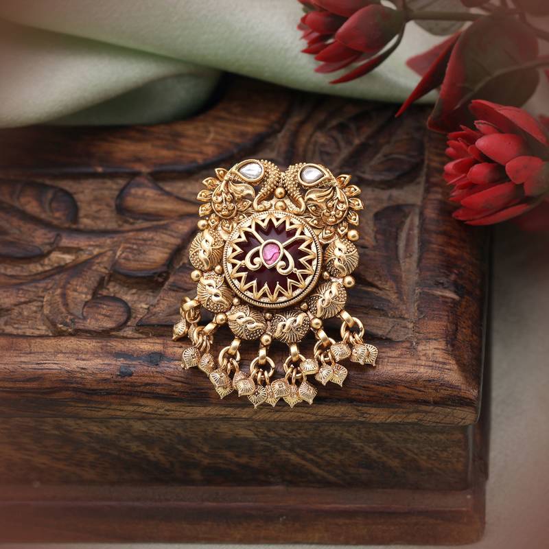 Red color matte gold rings