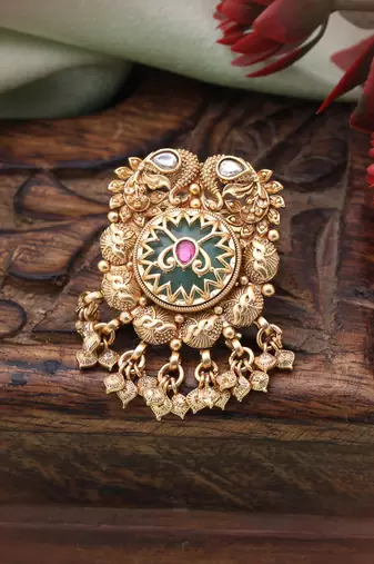 Pista green color matte gold rings