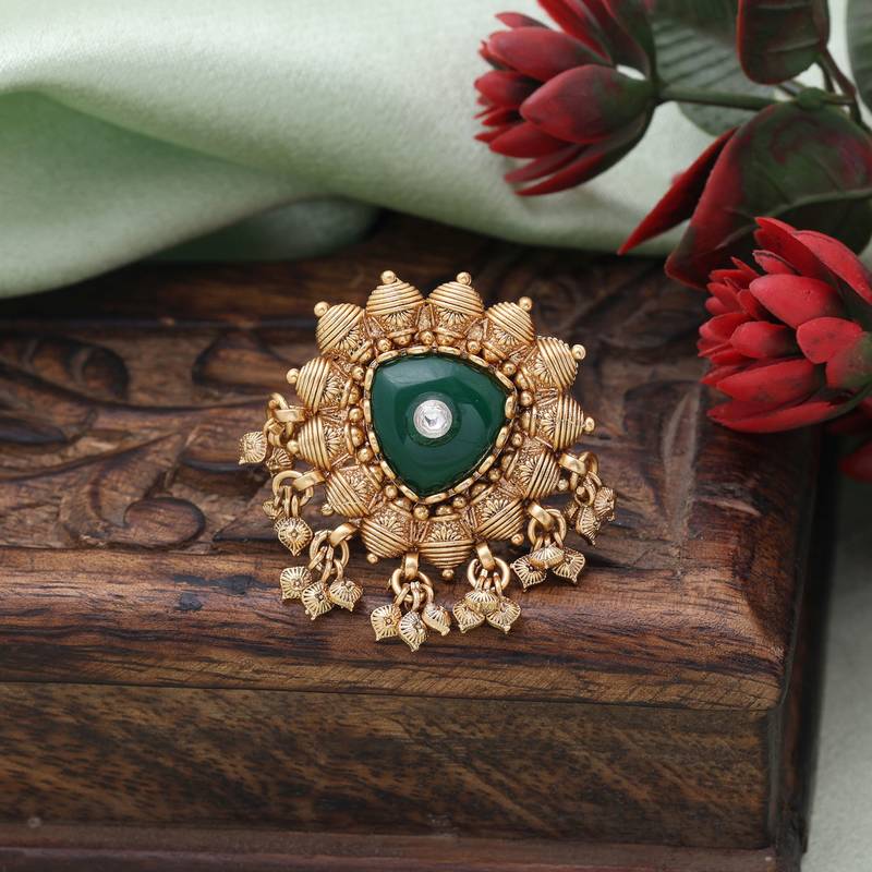 Green color matte gold rings