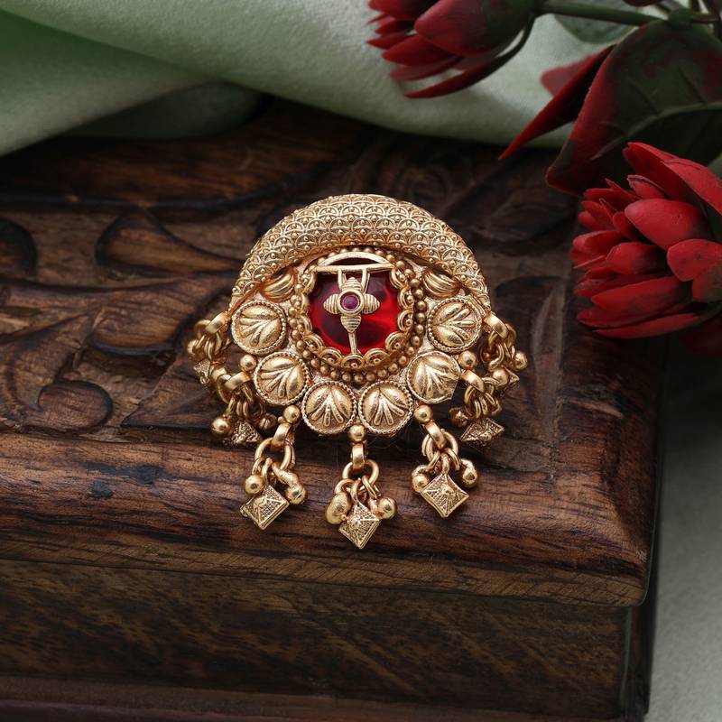 Red color matte gold rings