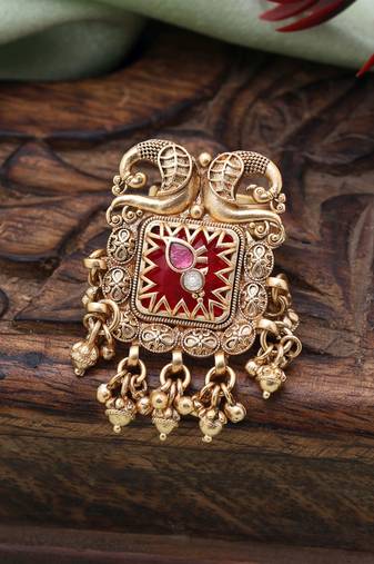 Red color matte gold rings